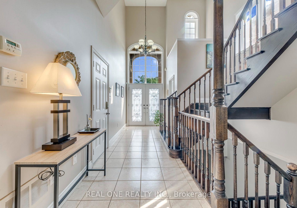 2310-millstone-drive-oakville-ontario-w13579910