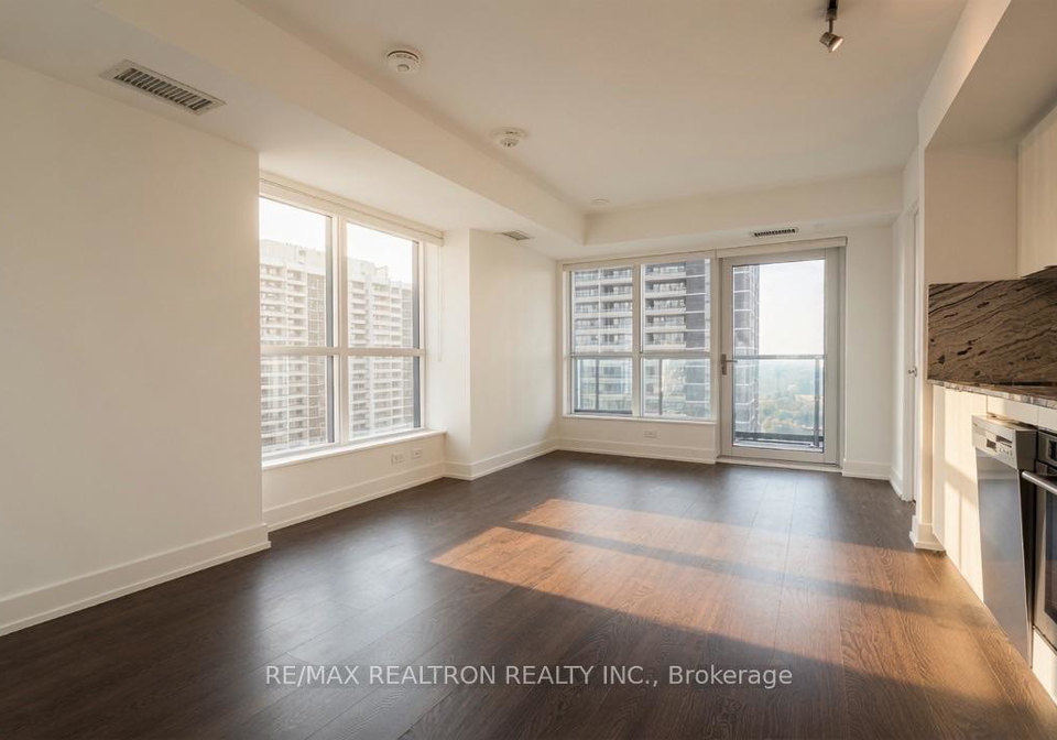 5-mabelle-avenue-toronto-etobicoke-ontario-w13580038