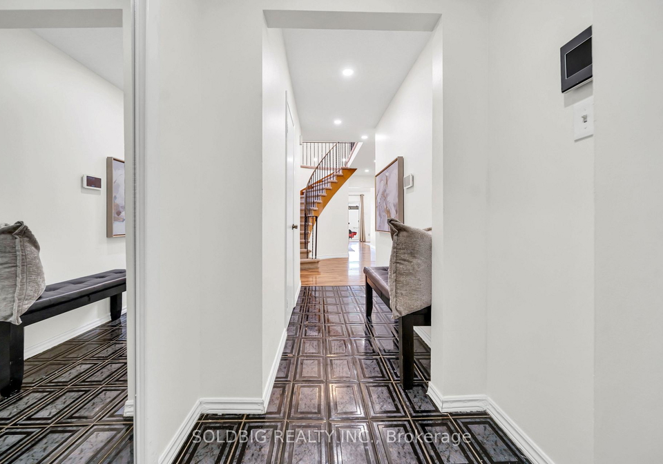 76-banting-crescent-brampton-ontario-w13580114