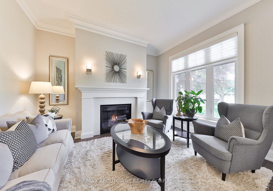 408-saville-crescent-oakville-ontario-w13580120