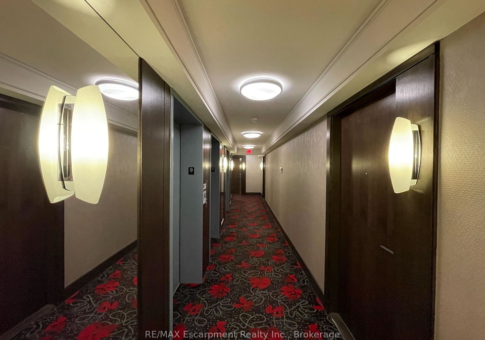 6-eva-road-toronto-etobicoke-ontario-w13580332