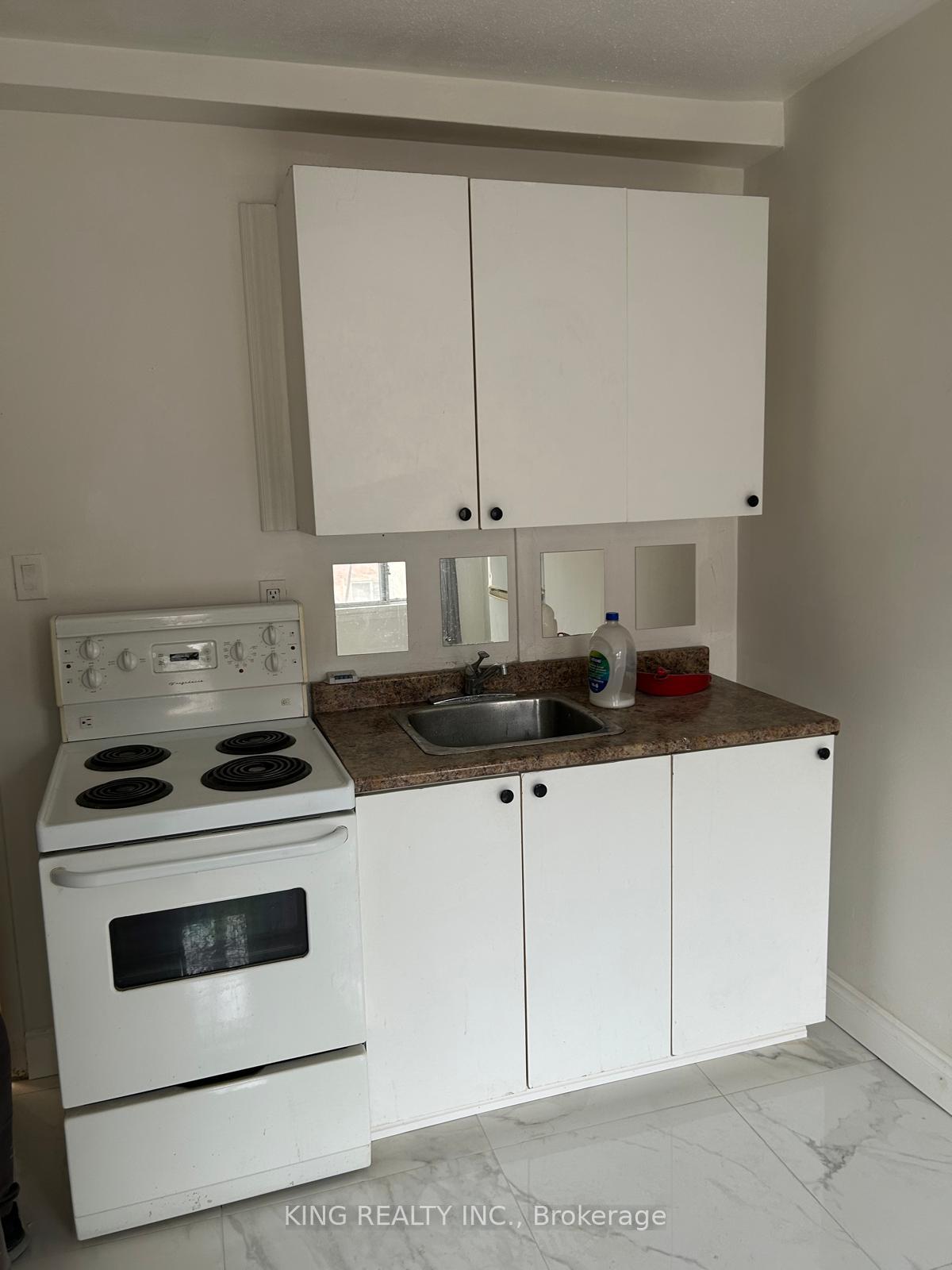 2-elm-grove-avenue-toronto-toronto-ontario-w13580452