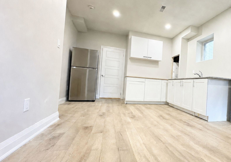 1388-grigg-gdns-gardens-oakville-ontario-w13580482