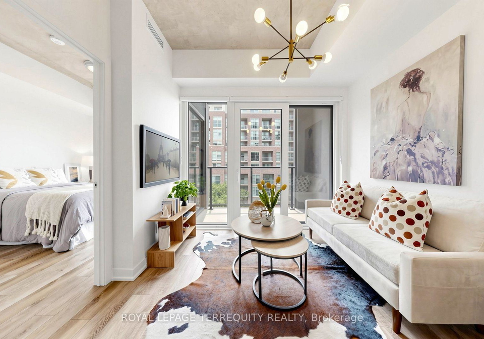 1808-st-clair-avenue-w-toronto-toronto-ontario-w13580742