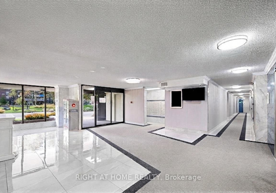 4-kings-cross-road-brampton-ontario-w13580774
