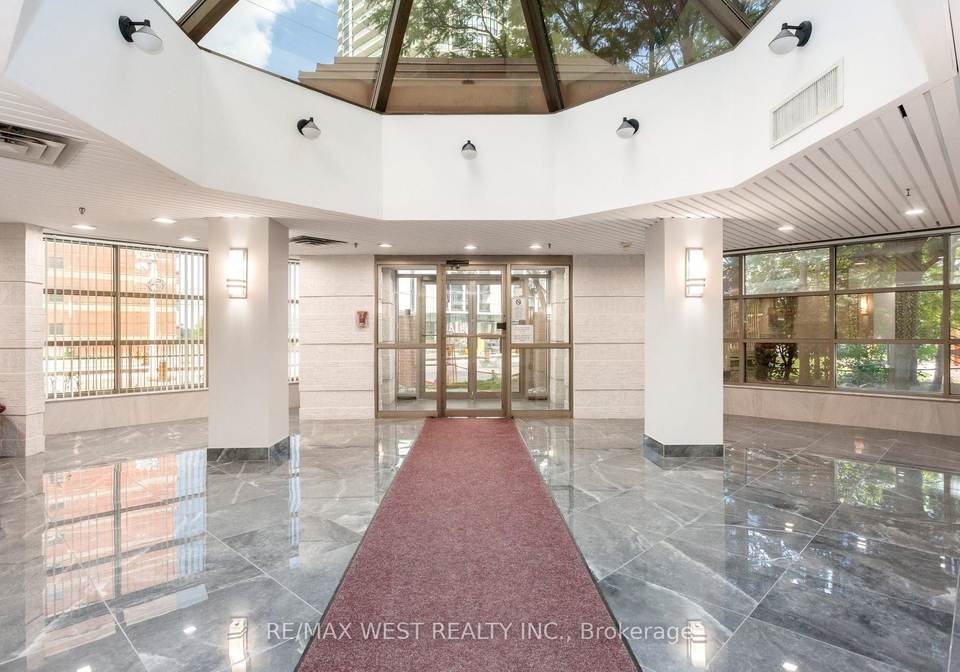 25-fairview-road-w-mississauga-ontario-w13580942