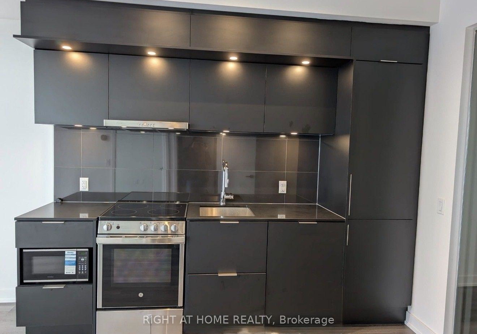 448-burnhamthorpe-road-mississauga-ontario-w13581216