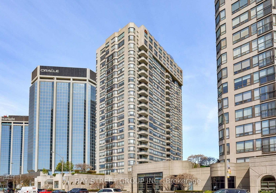 1-aberfoyle-crescent-toronto-etobicoke-ontario-w13581260