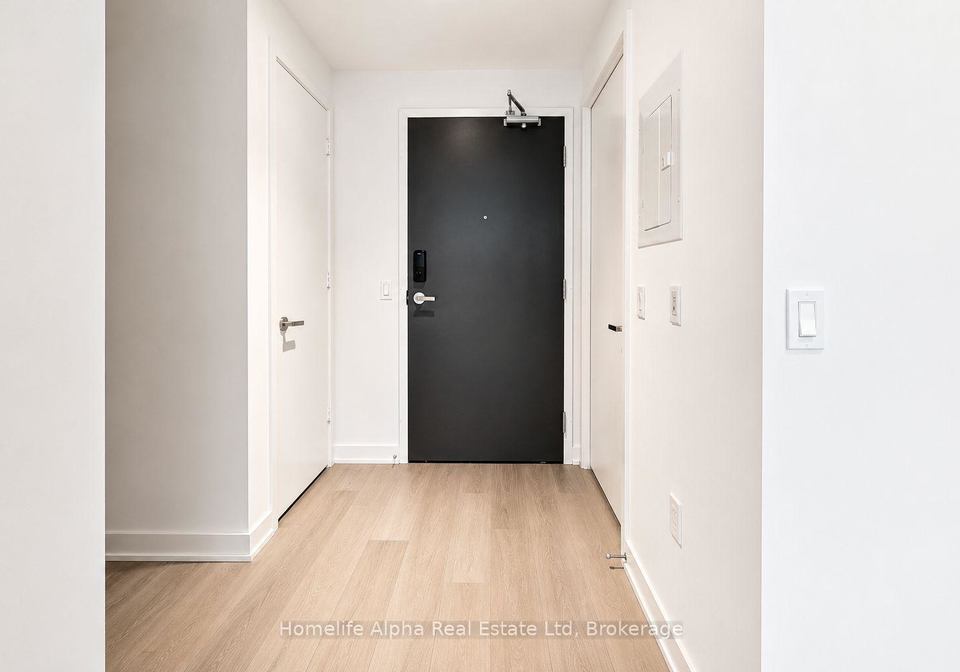 448-burnhamthorpe-road-nw-mississauga-ontario-w13581346