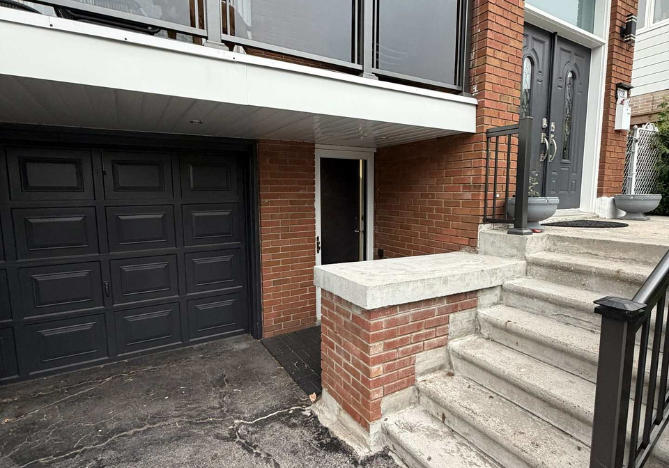 2238-delkus-crescent-mississauga-ontario-w13581364