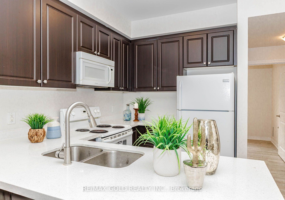 276-gatwick-drive-oakville-ontario-w13581416