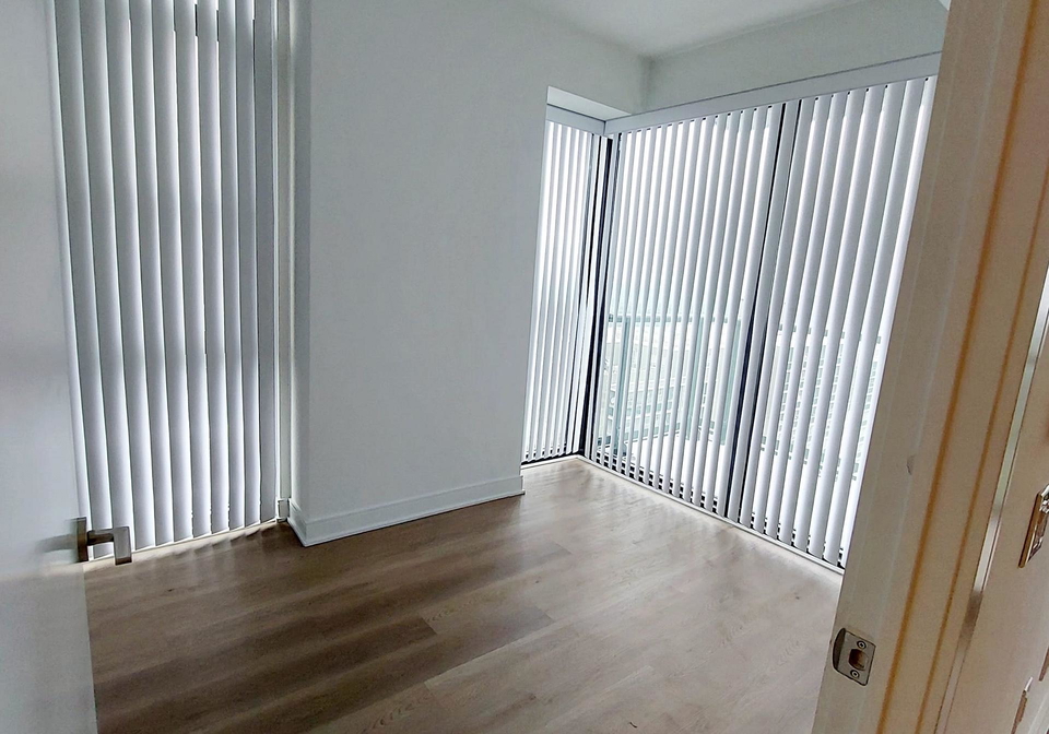 86-dundas-street-e-mississauga-ontario-w13581498