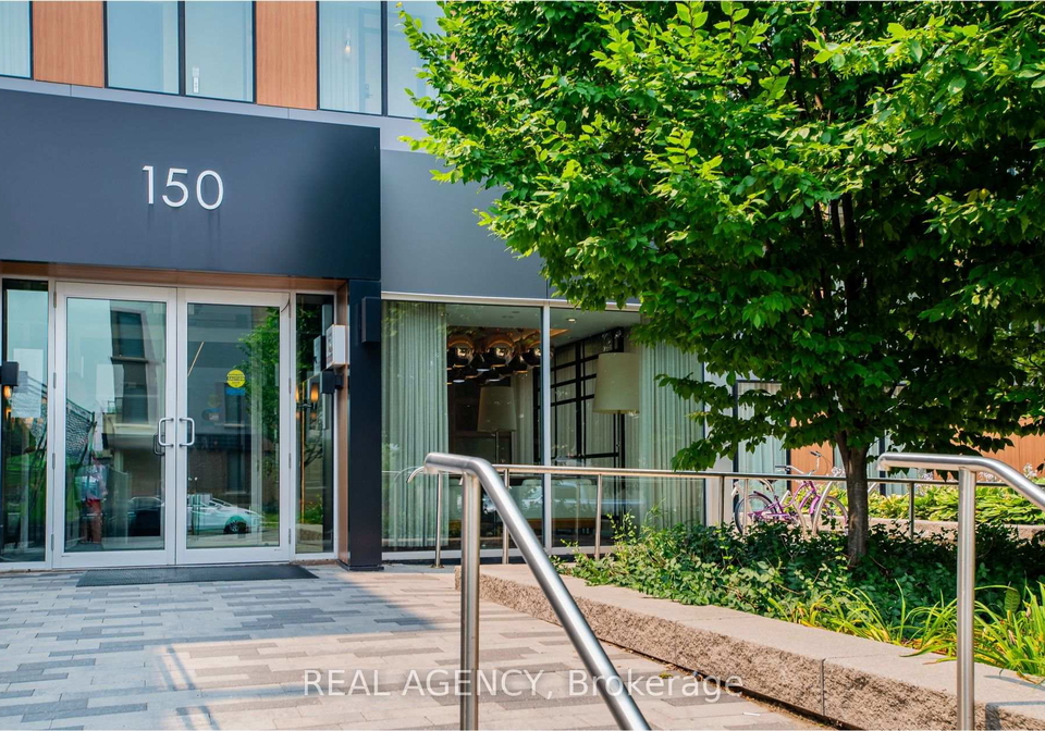 150-e-sabina-drive-oakville-ontario-w13581550