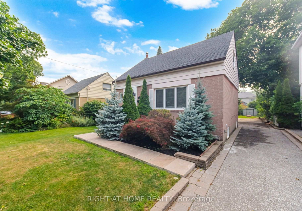 154-martin-grove-road-toronto-etobicoke-ontario-w13581618