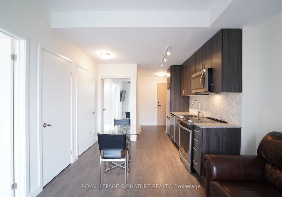 150-sabina-drive-oakville-ontario-w13581718