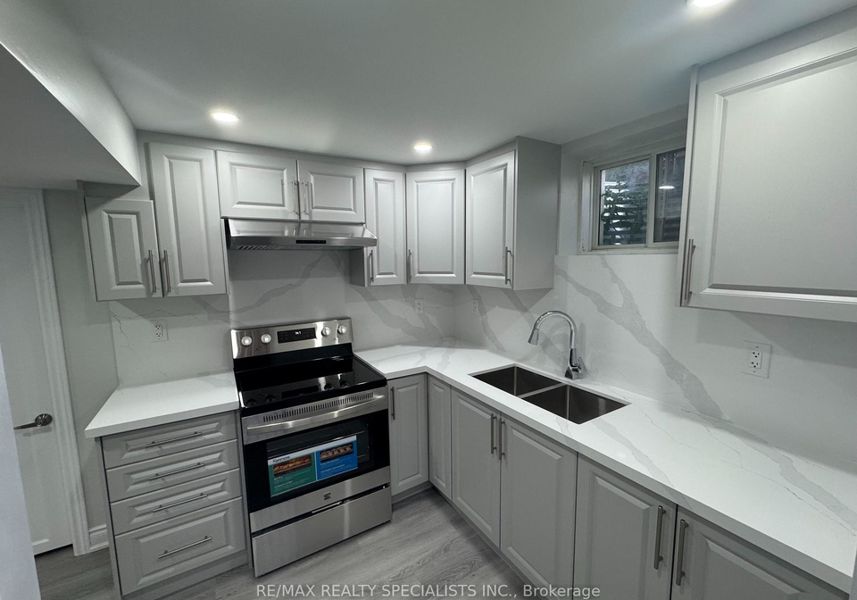 20-elderberry-street-caledon-ontario-w13581726