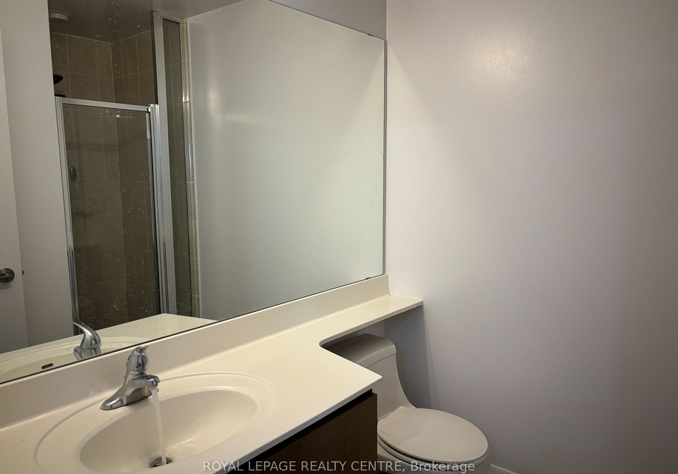 60-se-absolute-avenue-mississauga-ontario-w13581746