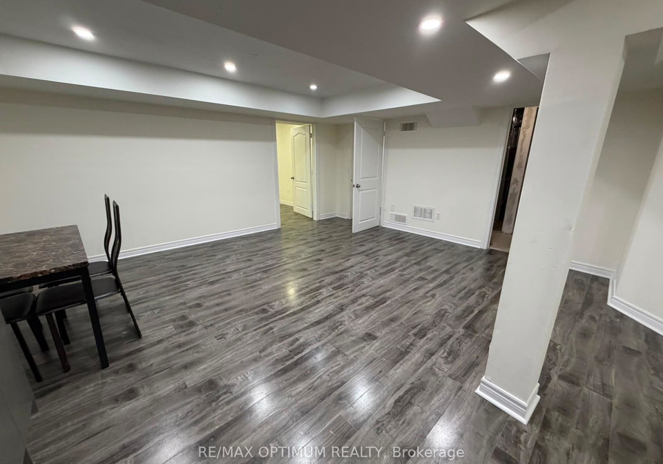 16-gambia-road-brampton-ontario-w13581838