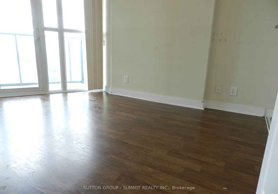 60-absolute-avenue-mississauga-ontario-w13581886