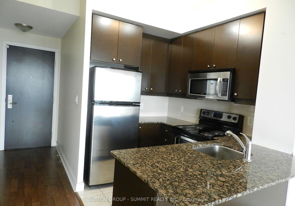 60-absolute-avenue-mississauga-ontario-w13581886