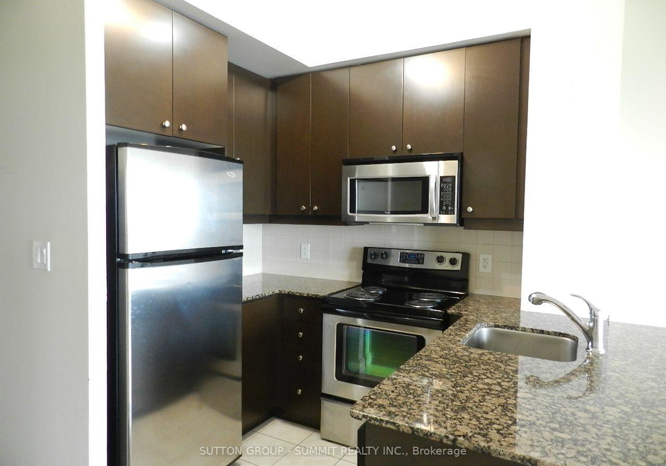 60-absolute-avenue-mississauga-ontario-w13581886