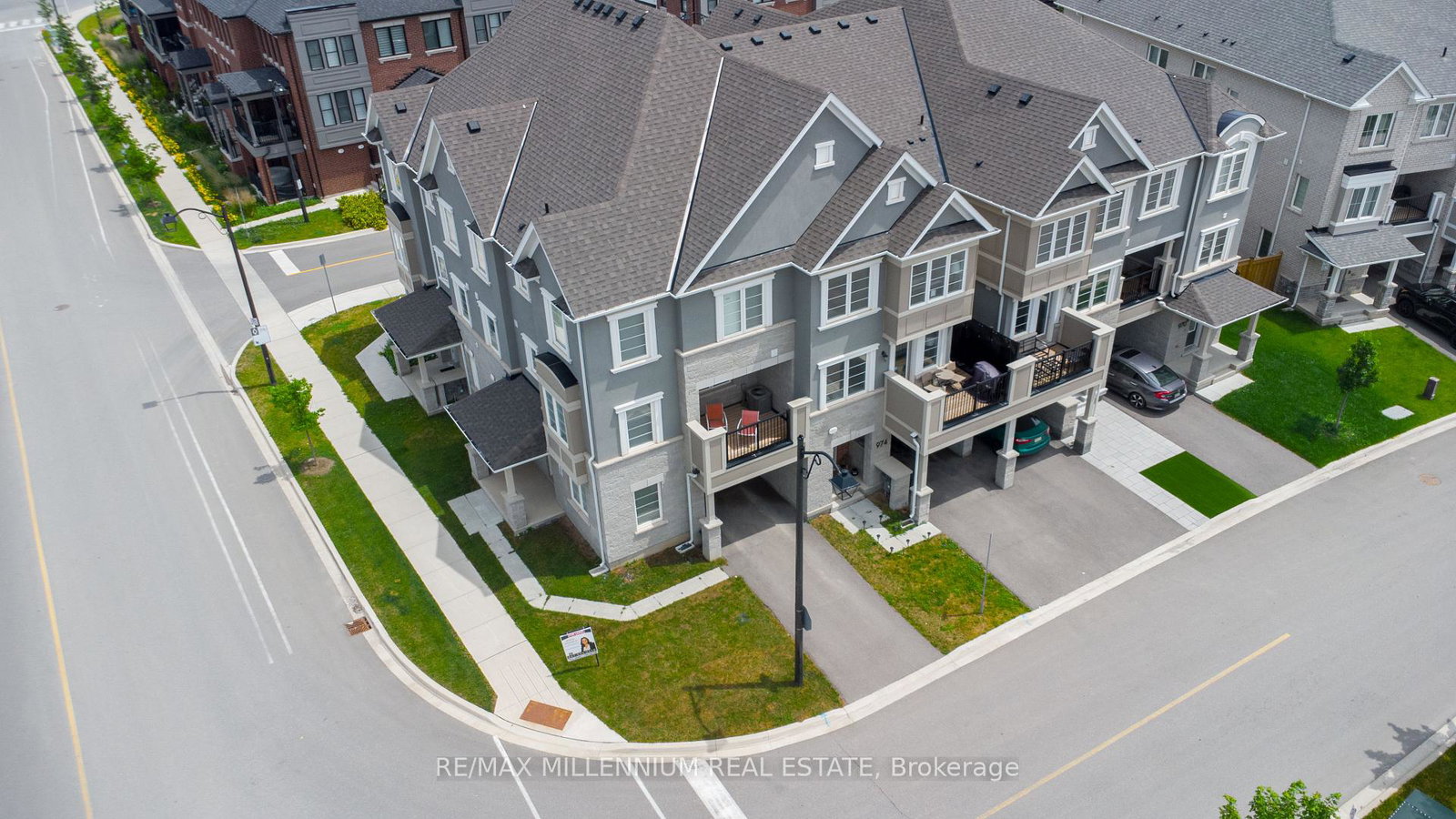 974-hickory-crescent-milton-ontario-w13581892