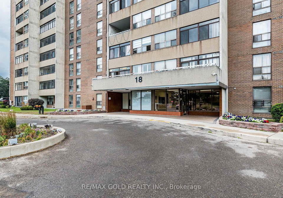 18-knightsbridge-road-brampton-ontario-w13581922