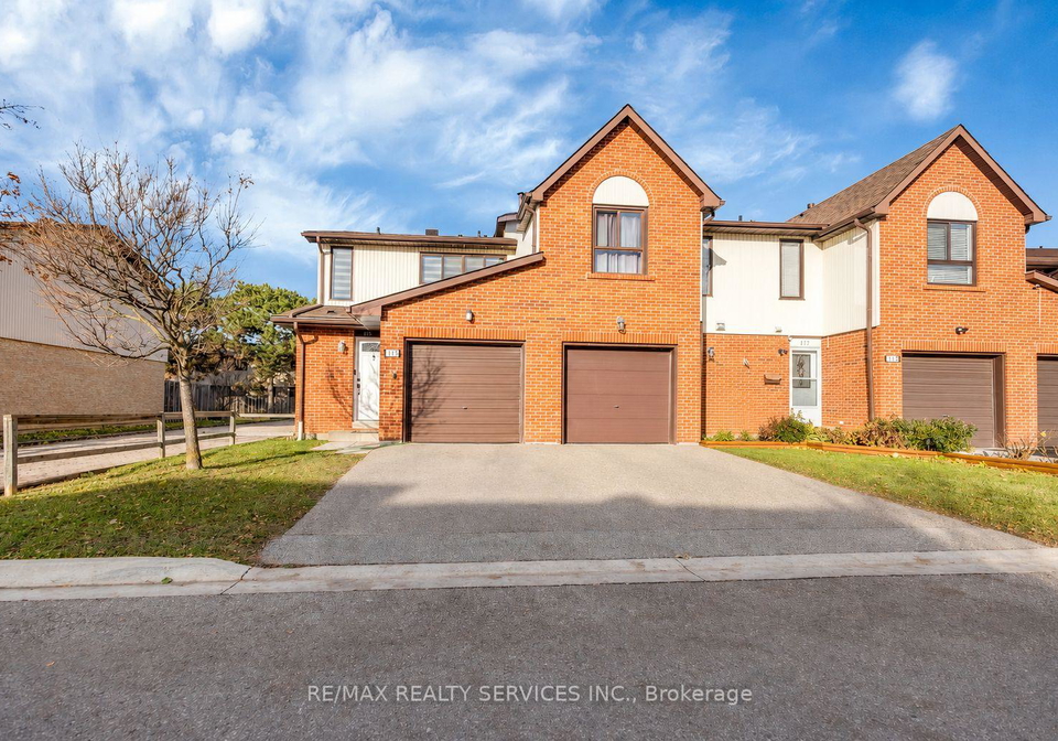 foster-crescent-brampton-ontario-w13581974