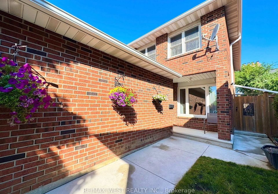 40-maplehurst-square-brampton-ontario-w13582012