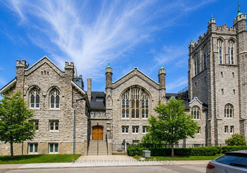 384-sunnyside-avenue-toronto-toronto-ontario-w13582034