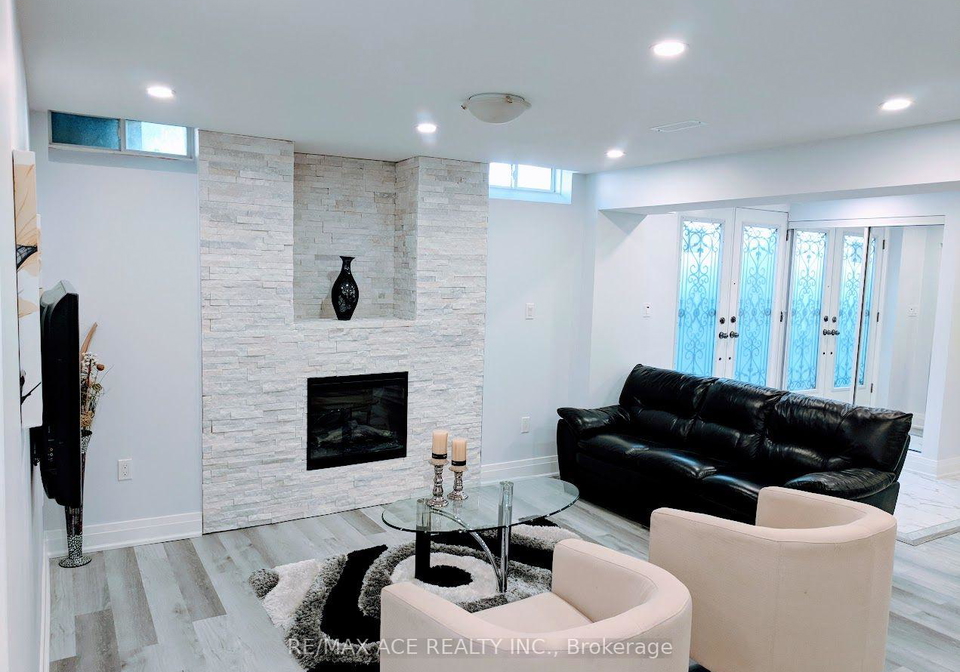 29-frampton-road-brampton-ontario-w13582050