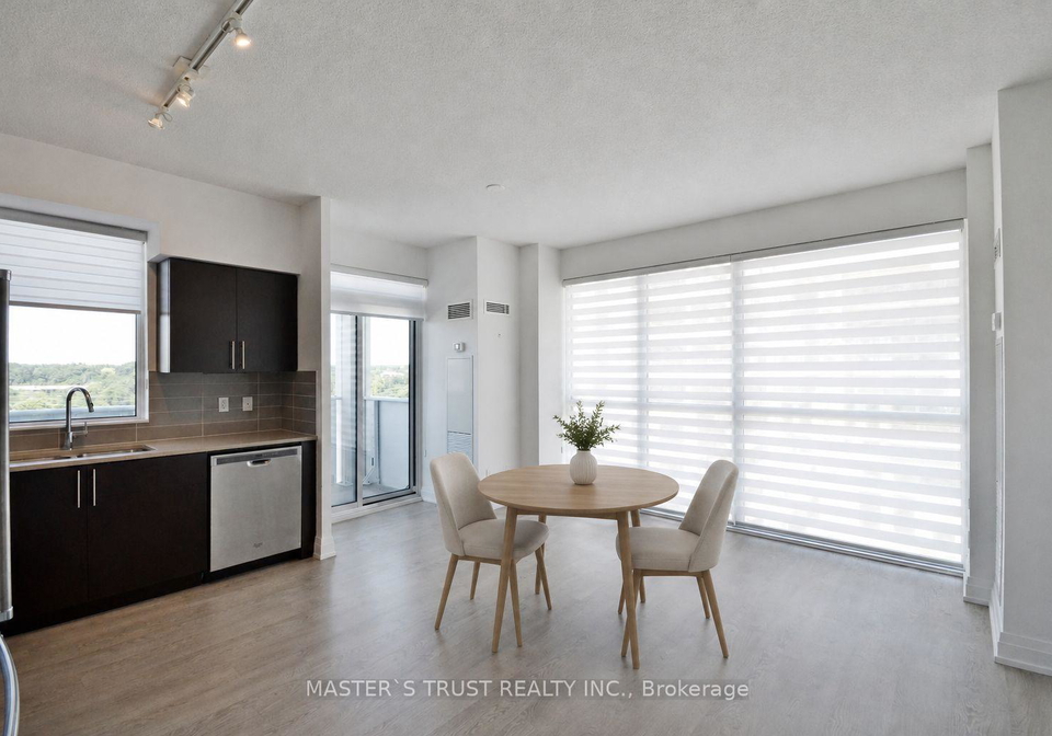 65-speers-road-oakville-ontario-w13582138