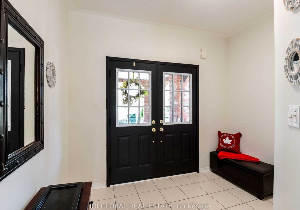 196-featherstone-road-n-milton-ontario-w13582382