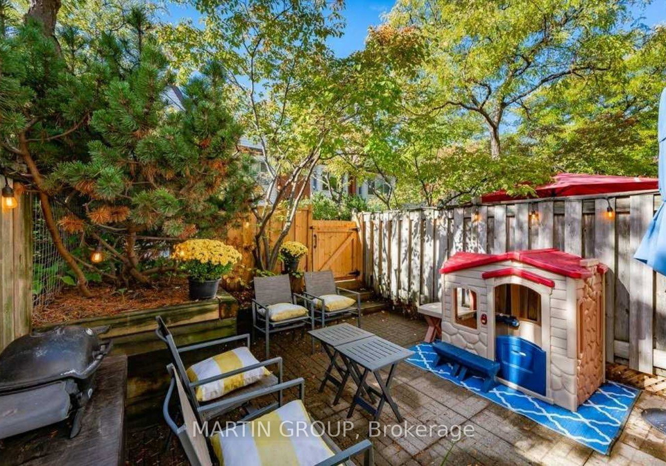 895-maple-avenue-burlington-ontario-w13582484