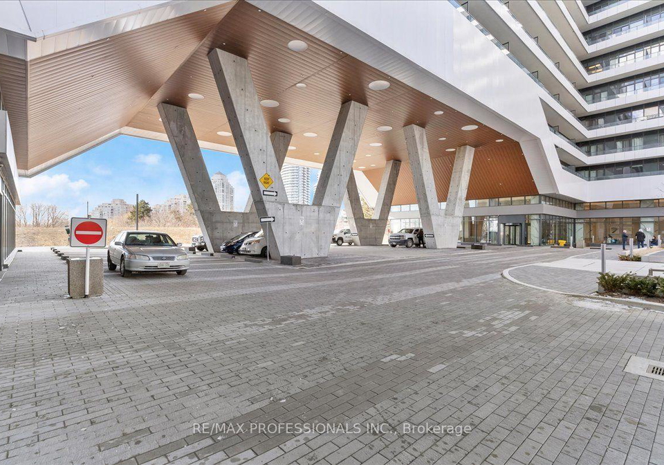 30-shore-breeze-drive-toronto-etobicoke-ontario-w13582838