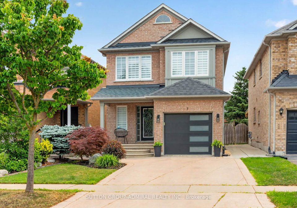 7-emily-carr-crescent-caledon-ontario-w13583104
