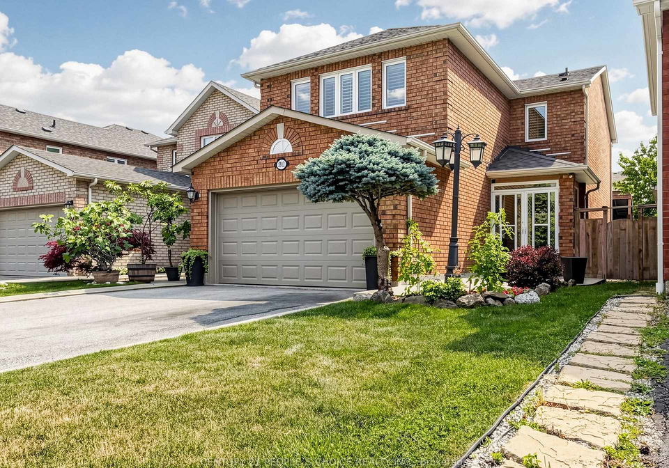 5812-sidmouth-street-mississauga-ontario-w13583176