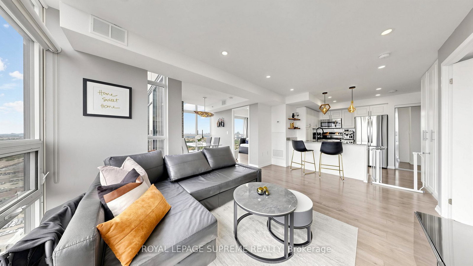 830-w-lawrence-avenue-w-toronto-north-york-ontario-w13583460