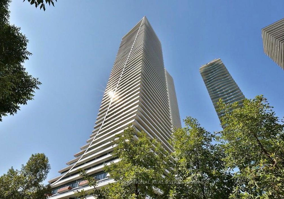20-shore-breeze-drive-toronto-etobicoke-ontario-w13583632