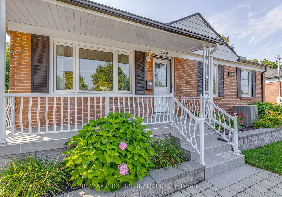 580-exbury-crescent-mississauga-ontario-w13583656