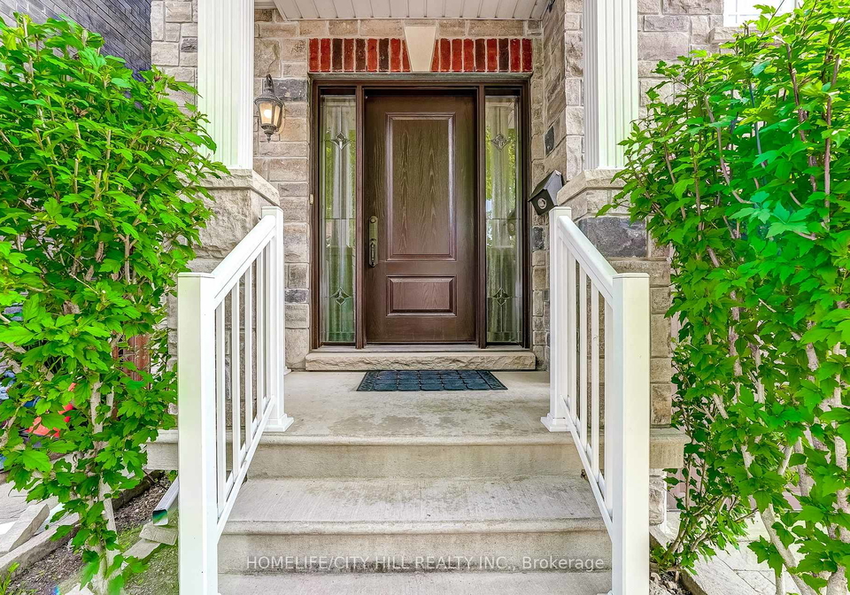 107-brownville-avenue-toronto-north-york-ontario-w13583702