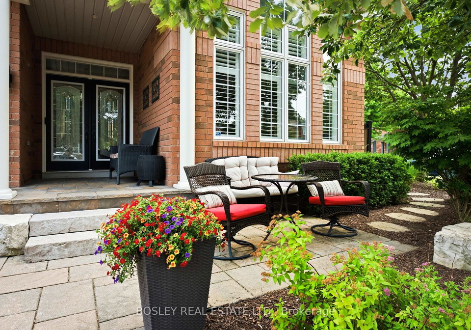 2160-highcliffe-way-oakville-ontario-w13583876