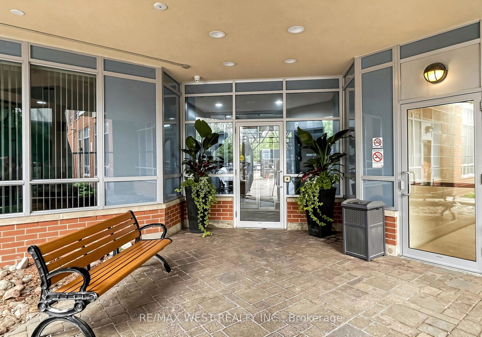 2772-keele-street-toronto-york-ontario-w13584068