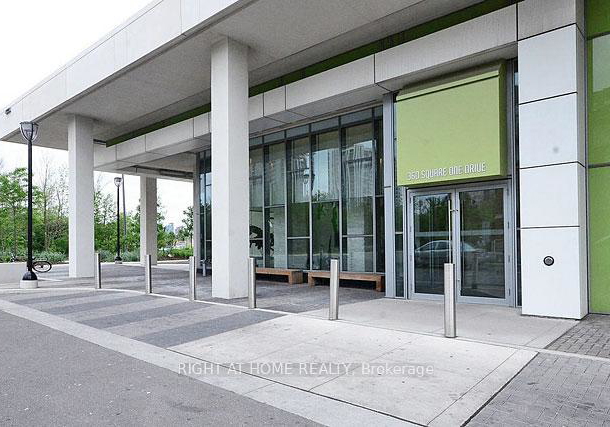 360-square-one-drive-mississauga-ontario-w13584480
