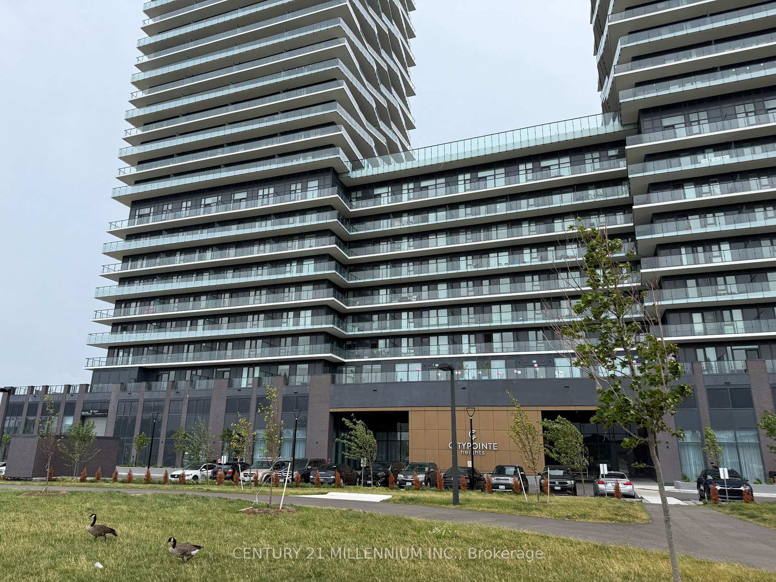 15-skyridge-drive-brampton-ontario-w13584484