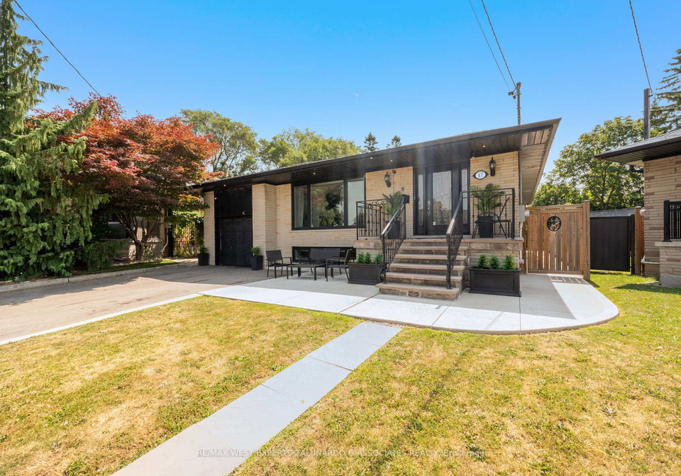 17-krieger-crescent-toronto-north-york-ontario-w13584494