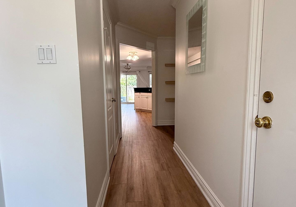 1133-westview-terrace-oakville-ontario-w13584534