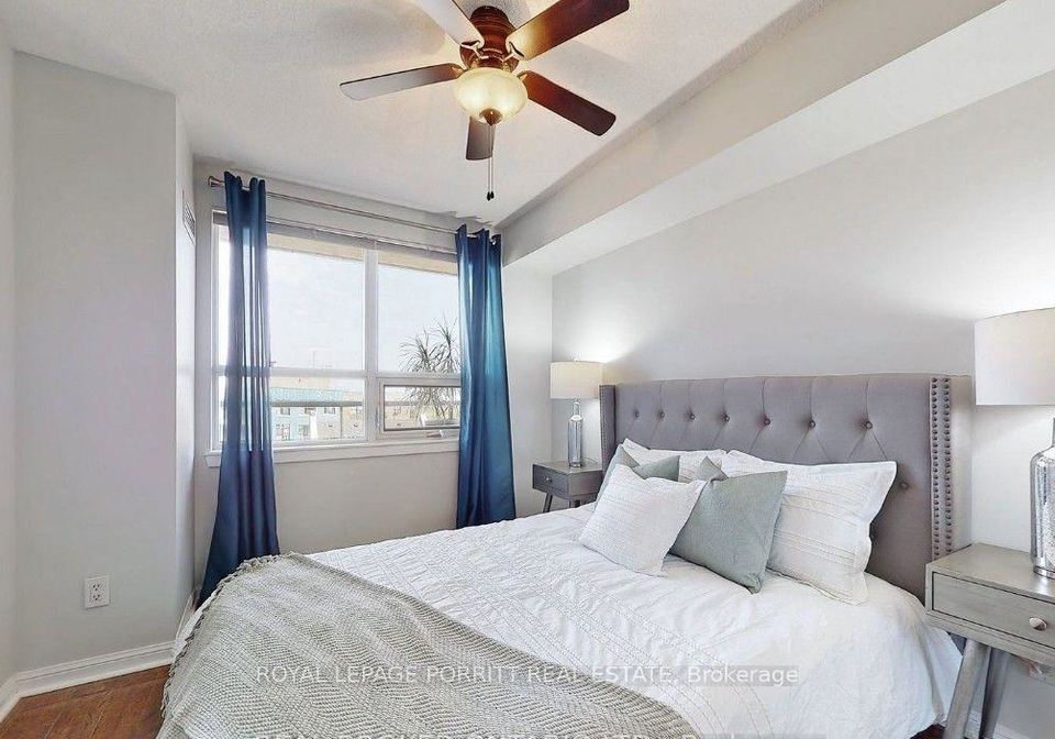 4-elsinore-path-toronto-etobicoke-ontario-w13584670