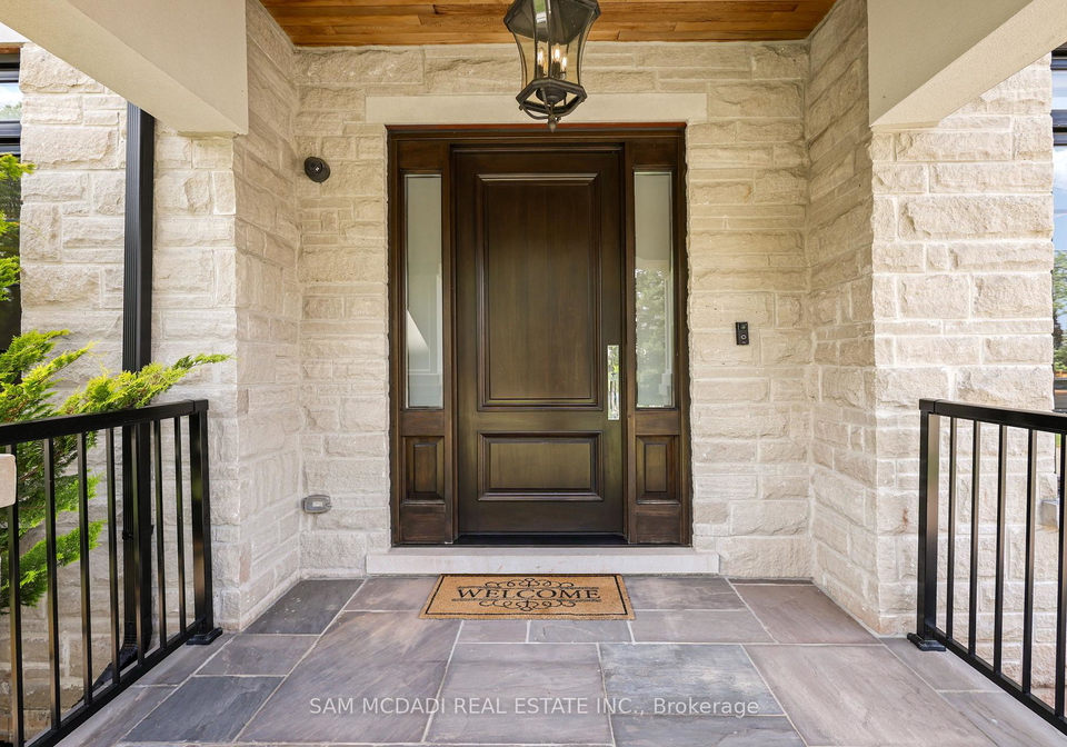 390-sandhurst-drive-oakville-ontario-w13584794
