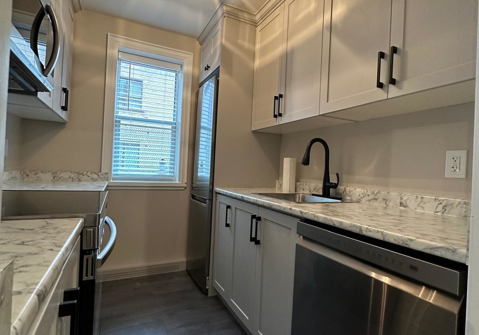 27-paisley-boulevard-mississauga-ontario-w13584878
